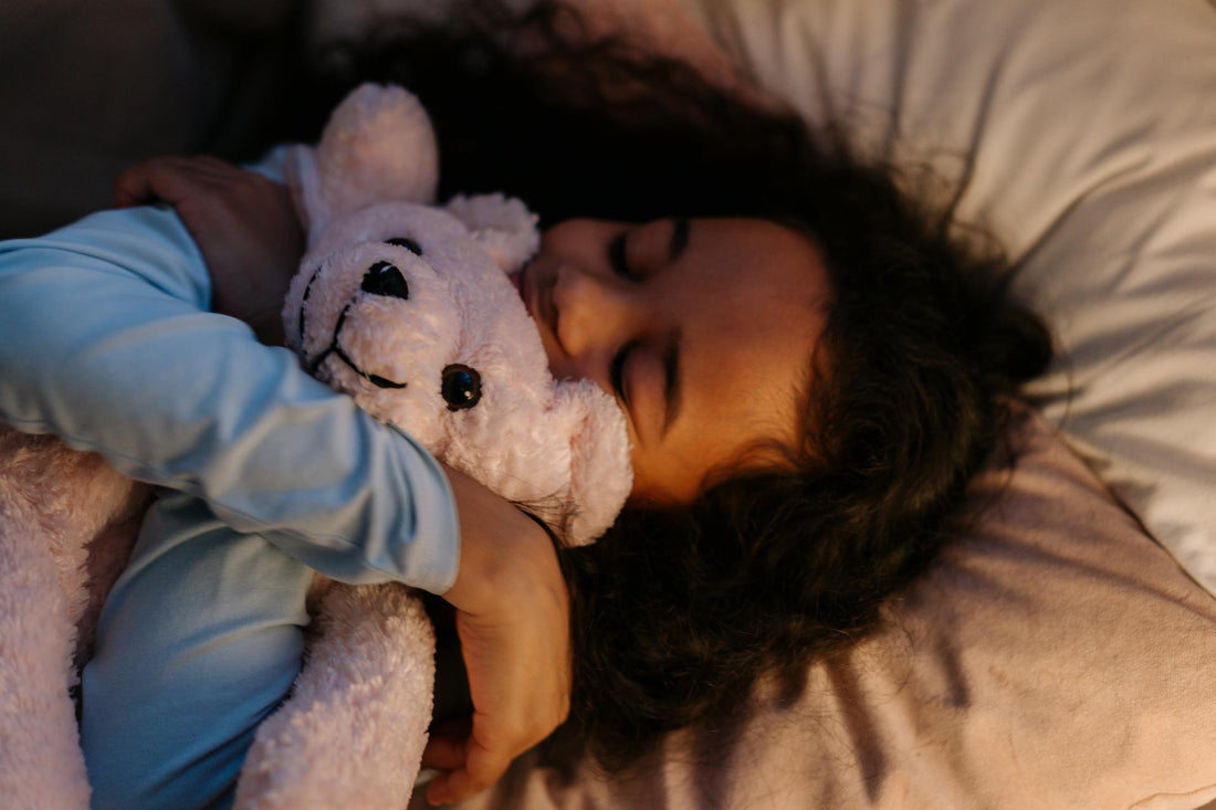 Uren wakker liggen? Dit is waarom je niet in slaap valt - OrganicoLabs