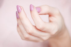 Zwakke nagels? Hoe je ze van binnenuit sterker maakt